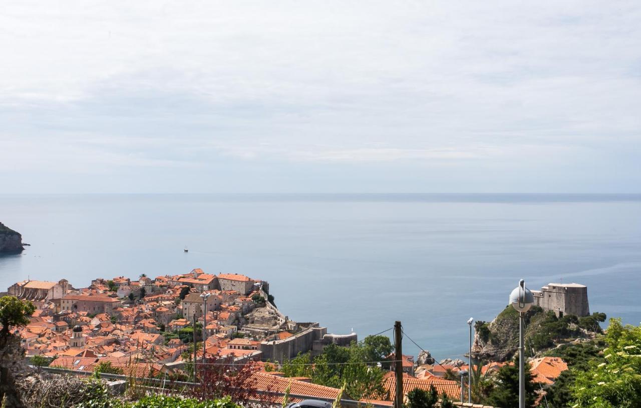 Charming View Old Town Ap, With Free Parking Apartment Dubrovnik Bagian luar foto